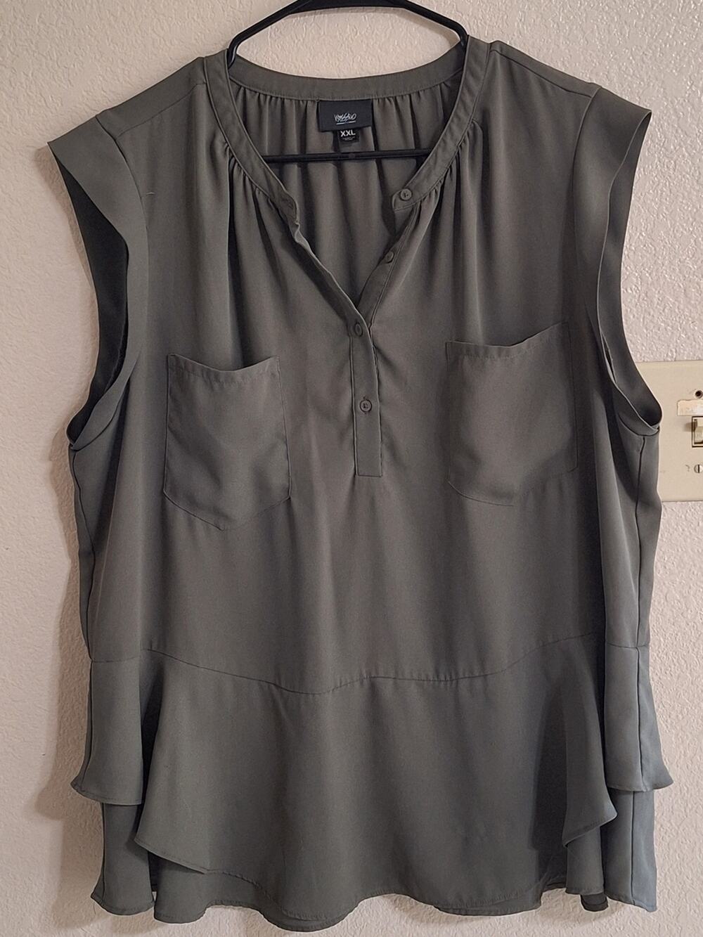 Massimo Sz2XL Olive Green Sleeveless Peplum Blouse